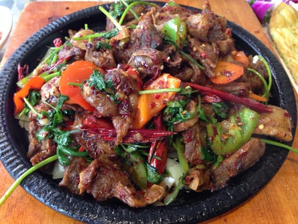 权金城铁板牛筋